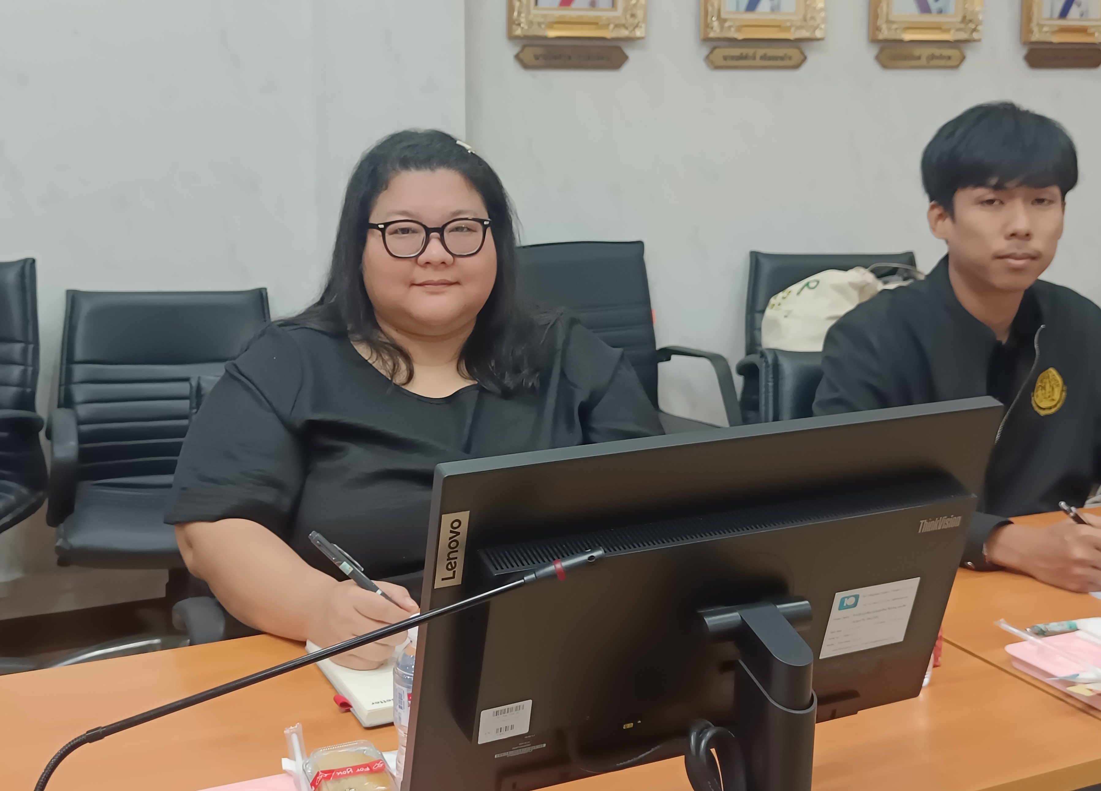 title -  ประชุมย่อยคณะทำงานฝ่ายติดตามประเมินผลการจัดงาน คณะทำงานที่ 7 การจัดงานวันคล้ายวันสถาปนาสำนักงานการปฏิรูปที่ดินเพื่อเกษตรกรรม (ส.ป.ก.) ครบรอบ 51 ปี พร้อมประชุมผ่านสื่ออิเล็กทรอนิกส์ (ผ่านระบบออนไลน์ Zoom Meeting)